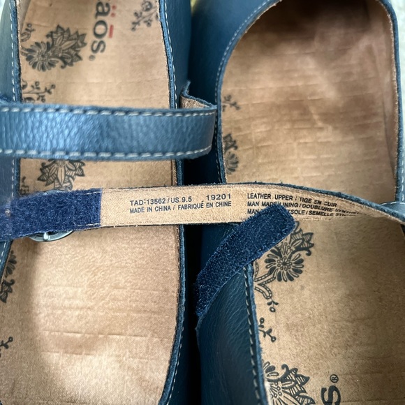 Taos Footwear Blue Mary Jane Shoes - Picture 8 of 8